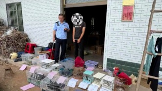 四川德阳警方破获一起非法猎捕野生动物案，在嫌疑人家中查获107只野生鸟类
