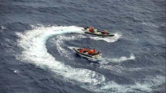 一艘散货船在广西钦州港外锚地海域遇险：10人获救生还，另有1人无生命体征