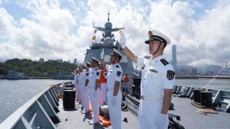 海军舰艇编队离开香港，结束为期5天的开放交流活动