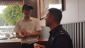 “感谢你们！”救援队员在广西横州吃早餐，店员自掏腰包买单
