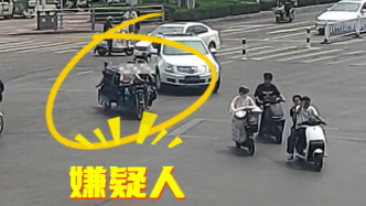 开会返程途中发现可疑车辆，派出所所长“顺手”破了个案