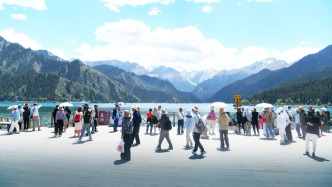 西域旅游：预计今年上半年归母净利润同比下降六至七成