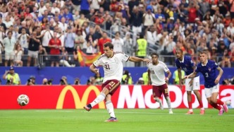 西班牙2-0淘汰法国，率先挺进世界杯决赛