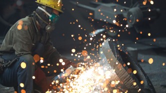 国家统计局：上半年全国规上工业增加值同比增长5.4%