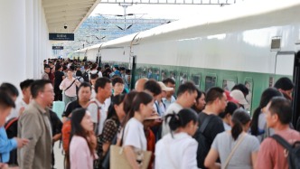云南铁路暑运15天累计发送旅客521.8万人次 
