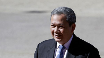 柬埔寨首相洪玛奈抵达上海，出席2026世界人工智能大会暨人工智能全球治理高级别会议