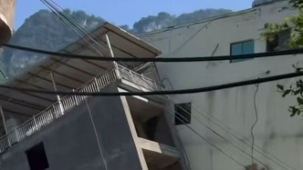 云南盐津一栋5层民房坍塌，当地：提前发现端倪、无伤亡，原因正在调查