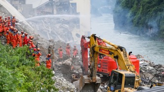 张国清赶赴重庆彭水县指导山体崩塌灾害现场搜救和应急处置工作