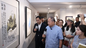 “两块砖”出特展！莫言王振七年壮游：以字画传递乐观