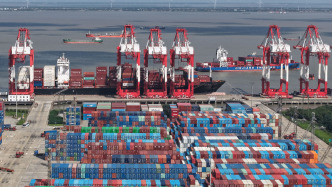 上半年上海外贸进出口2.55万亿元，同比增长18.6%