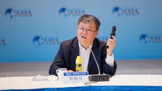 郭毅可给年轻人的三个建议：在人机共生时代活得更像“人”