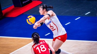击败强敌！中国女排3比2胜美国女排，闯进世界女排联赛四强