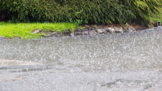 宁夏出现强降雨，多景区临时闭园
