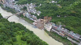 重庆彭水山体崩塌灾害现场新搜寻确认30名遇难者