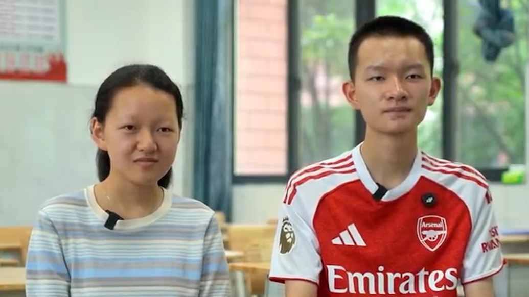 17岁哥哥考上中科大15岁妹妹考上北大!妹妹:我不是天才少女