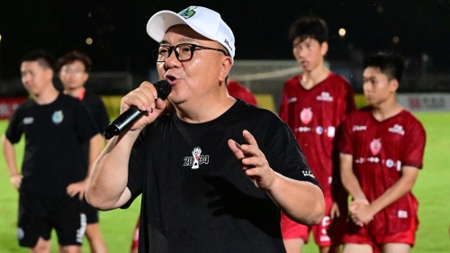 对话董路：海外比赛历练后，孩子们不一样了