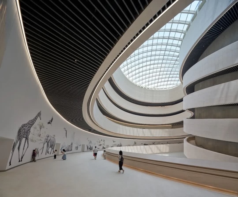 建筑瞭望|穿越自然,当博物馆建筑与地形融为一体