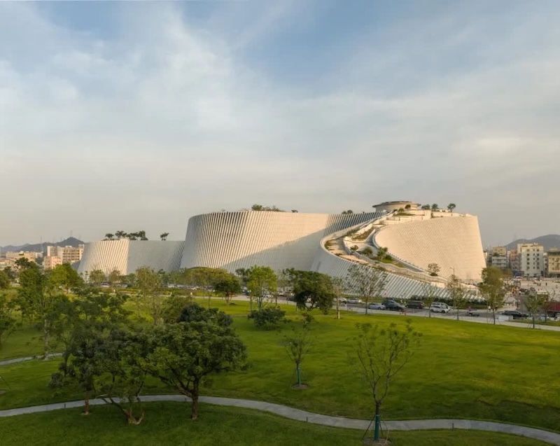 建筑瞭望|穿越自然,当博物馆建筑与地形融为一体