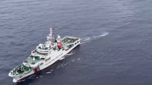 玉渊谭天丨解放军为何在此时位黄岩岛联合演训，专家解读