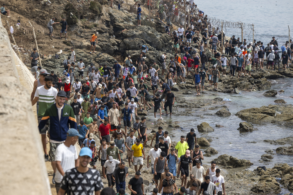 约5万人被遣返，67人丧命：西班牙称休达“偷渡潮”平息