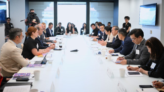 中国贸促会组织企业家代表团访问美国