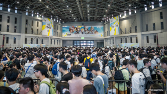 在鹰角游戏嘉年华，年轻人们学会爱，也找到自己