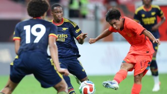 中国U17男足3:2“绝杀”阿森纳U17男足