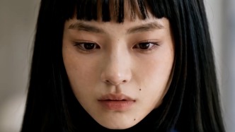 60秒广告25.8万，谁在制造下一个爆款女孩？