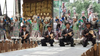 贵州月亮山深处藏着一座神秘苗寨，每13年举行一次隆重的祭祖仪式