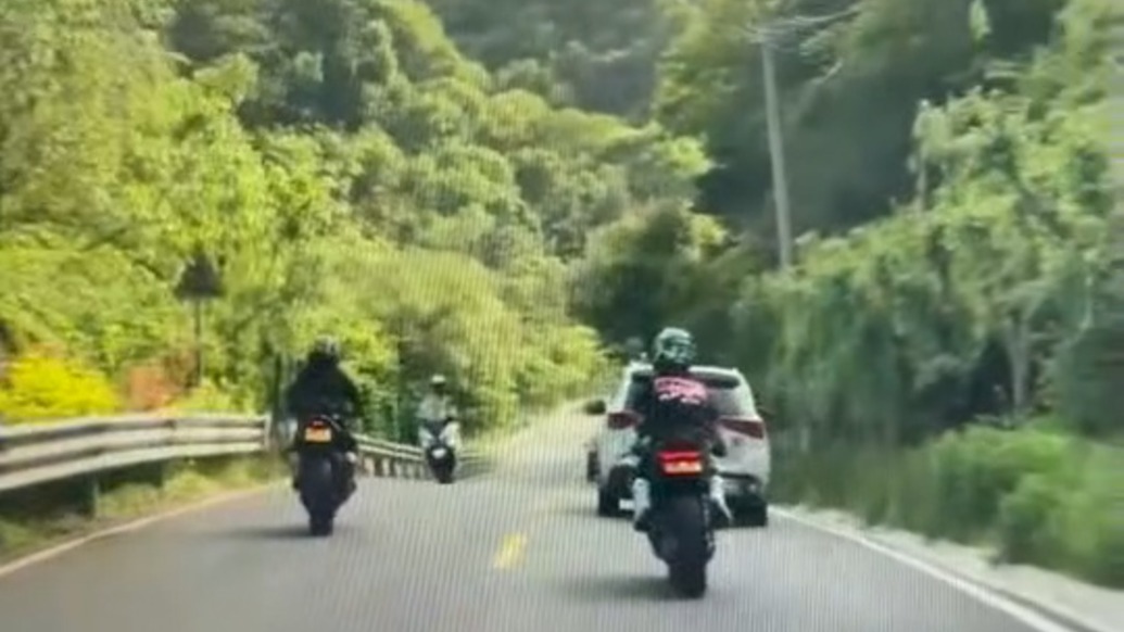 宝马摩托车在秦岭逆行撞摩托车致1死，遇难者家属：对方交强险过期，未获肇事者赔偿