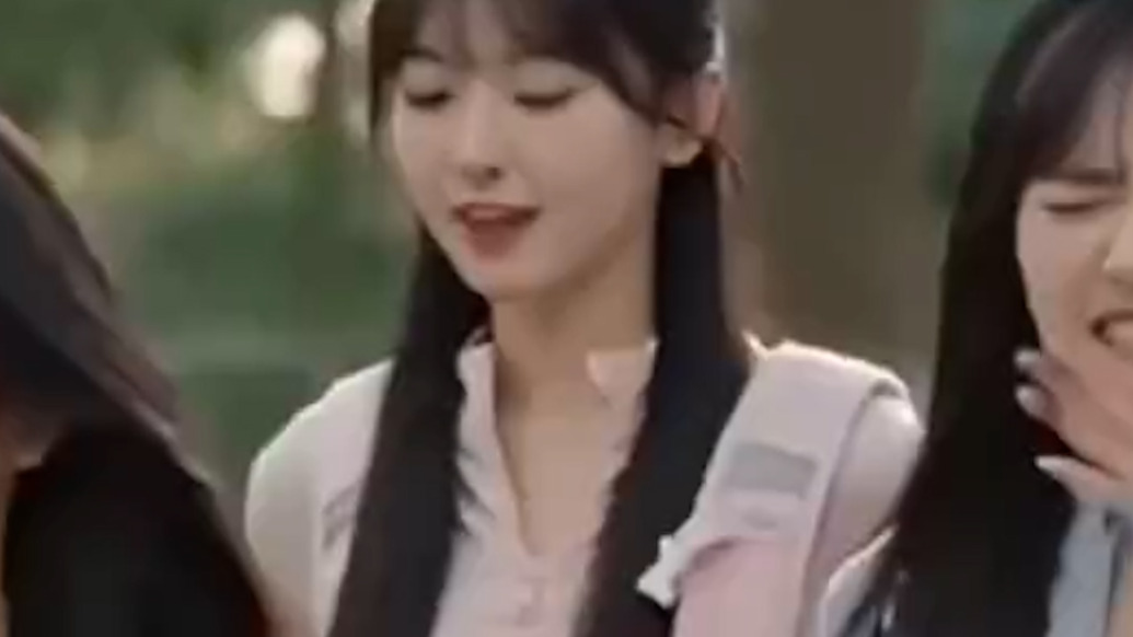 安睡裤广告吐槽女生月经气味大,品牌方致歉:下架争议短视频