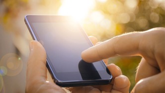 人民锐评：用“Token”还是“词元”，事关科技话语权