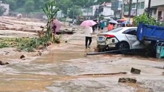 陕西柞水县持续强降雨突发泥石流致1人死亡2人失联