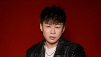 “歌王”胡彦斌：不放弃梦想，总有一天你会做到的
