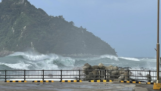 受台风“白海豚”影响，浙江台州到温州沿海将出现最大320厘米的风暴增水