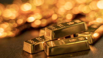 现货黄金周涨超7%站上4300美元，为何突然大涨？