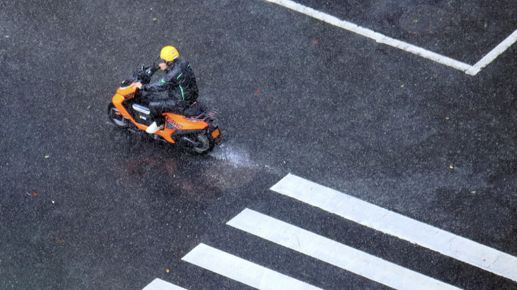 台风、暴雨、强对流等五预警齐发！沿海部分地区将有特大暴雨