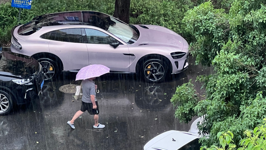 上海中心城区暴雨预警由红转黄，防汛防台响应由二级转为三级