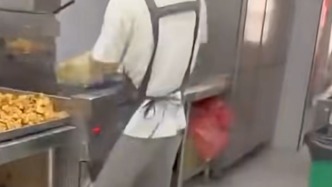 深圳龙华区人资局回访“因爆单情绪崩溃”炸鸡店员工：持续做好人文关怀和就业帮扶 