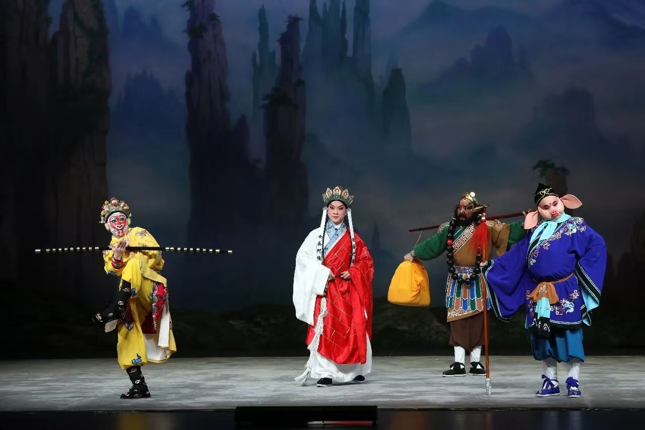时隔半年上海京剧院再度赴京展演，《武帝刘彻》四台大戏开演
