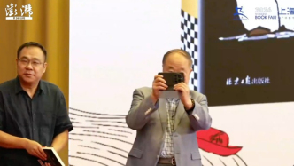 莫言带着新书《人呐》来上海书展