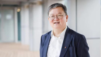 AI时代与人的进化：对话香港科技大学首席副校长郭毅可