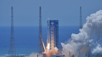 我国成功发射卫星互联网低轨24组卫星
