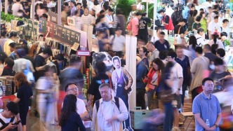 文学双周记｜2026上海书展开展，蔡皋领取国际安徒生奖