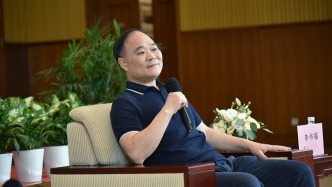 吉利汽车换帅：李书福辞任董事会主席，继续担任吉利控股董事长