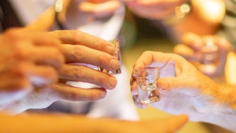 中国妇女报评杭州酒局事件：整治畸形酒桌文化尚须久久为功