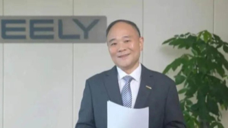 李书福“放权”退场，三十载老将安聪慧“上位”