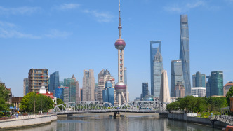 扎实做好下半年各项工作，奋力实现全年经济增长预期目标！今天的市政府常务会议研究了这些事项