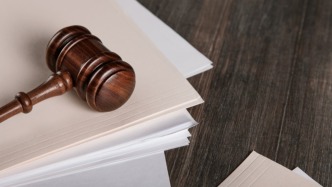 永辉追讨王健林、孙喜双等超38亿元仲裁案后续：大连御锦申请撤销裁决，9月2日开庭