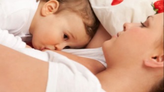 母乳妈妈不忌口，就是给宝宝喂垃圾奶？
